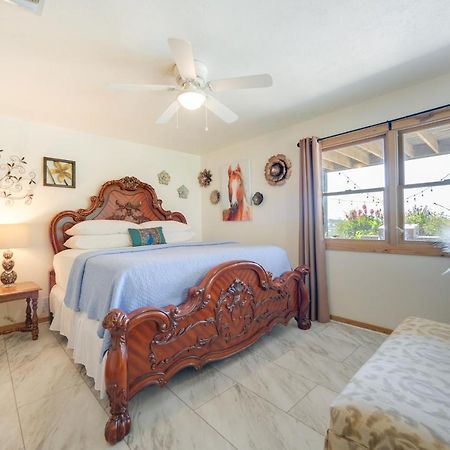 Fredericksburg Retreat With Private Hot Tub And Patio! Villa Luaran gambar