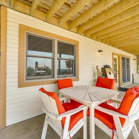 Fredericksburg Retreat With Private Hot Tub And Patio! Villa Luaran gambar