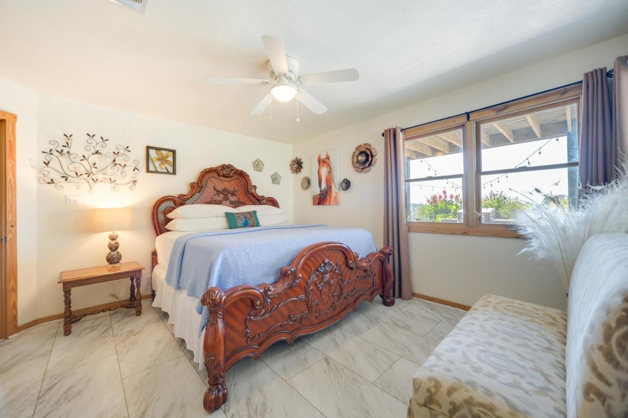Fredericksburg Retreat With Private Hot Tub And Patio! Villa Luaran gambar