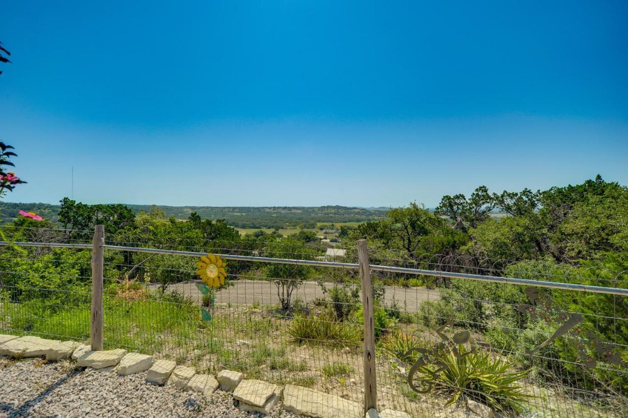 Fredericksburg Retreat With Private Hot Tub And Patio! Villa Luaran gambar