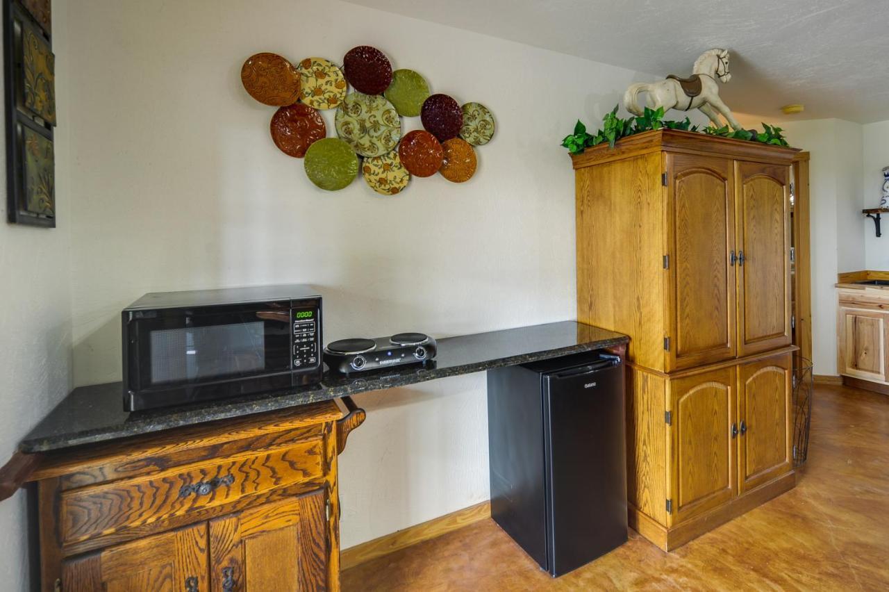 Fredericksburg Retreat With Private Hot Tub And Patio! Villa Luaran gambar