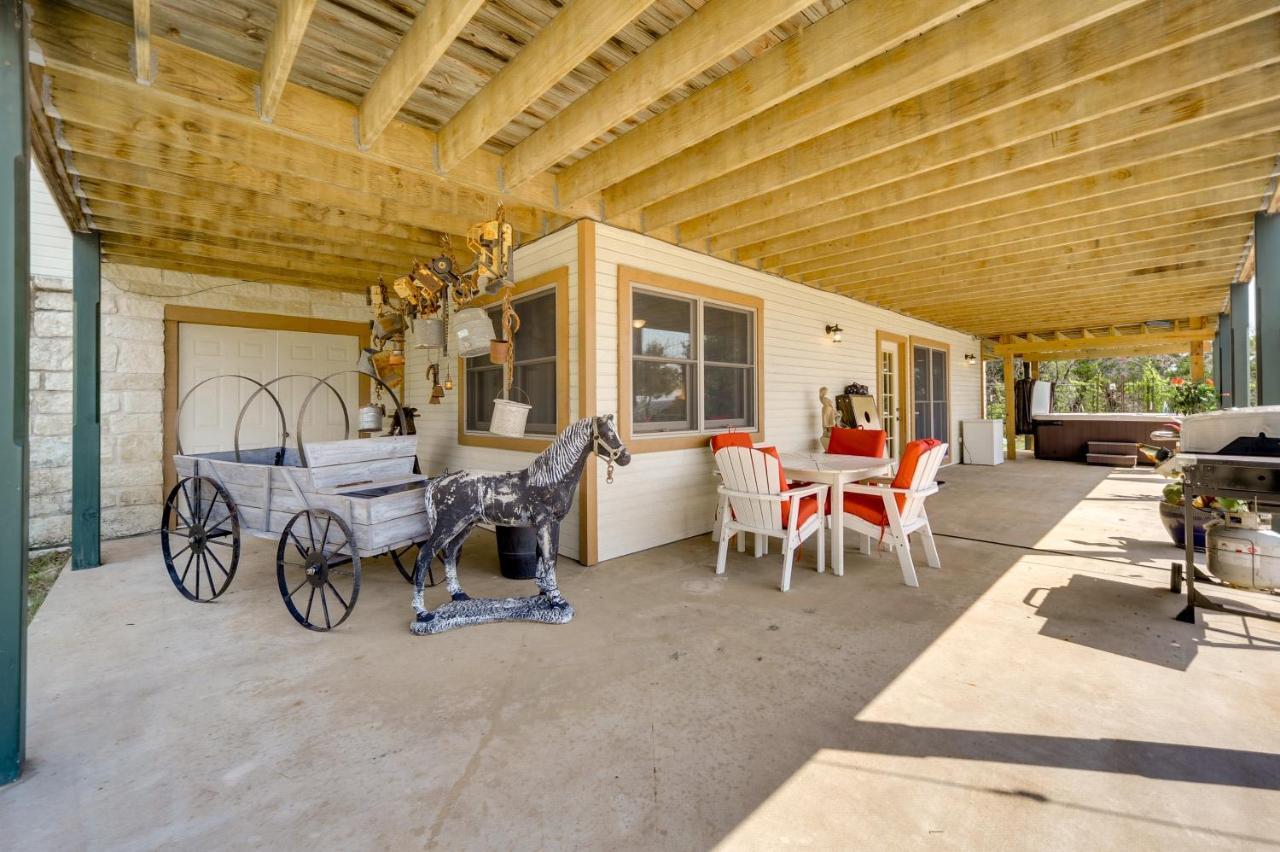 Fredericksburg Retreat With Private Hot Tub And Patio! Villa Luaran gambar
